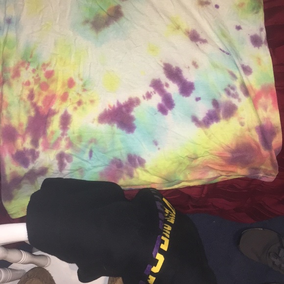 Tye Dye T-Shirt - Picture 3 of 5